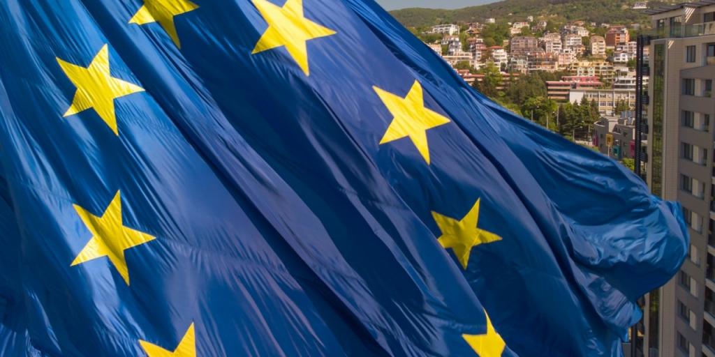 Κομισιόν: Η ΕΕ θα προτείνει αύξηση αμυντικών δαπανών για να γλιτώσει τον εμπορικό πόλεμο του Τραμπ Κομισιόν: Η ΕΕ θα προτείνει αύξηση αμυντικών δαπανών για να γλιτώσει τον εμπορικό πόλεμο του Τραμπ