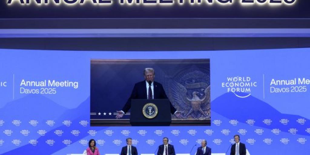 Τραμπ: Δασμοί τρισ. και παρεμβάσεις για πετρέλαιο και επιτόκια