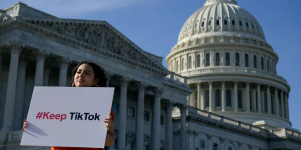 Σε εξέλιξη σχέδιο απόκτησης του 50% του TikTok από την αμερικανική κυβέρνηση
