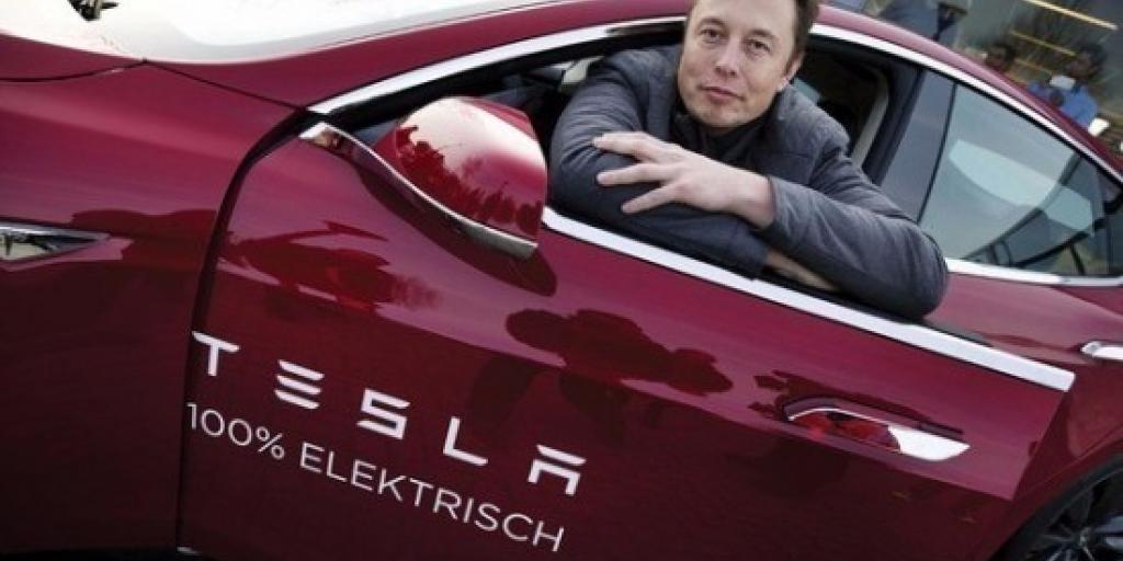 Καταρρέουν οι πωλήσεις της Tesla στην Ευρώπη – Βουτιά 59% στη Γερμανία