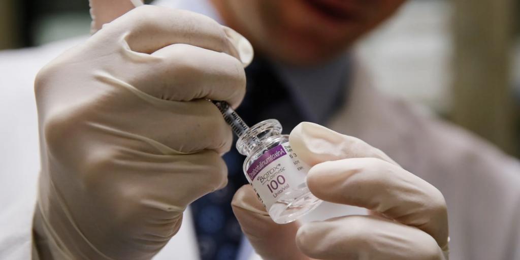 Χρονιά ρεκόρ για botox και υαλουρονικό - Πόσα δισ. δαπανήθηκαν το 2024