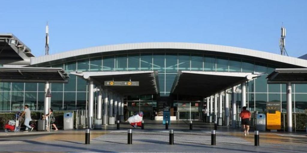 Με το δεξί η επιβατική κίνηση στα κυπριακά αεροδρόμια το ‘25