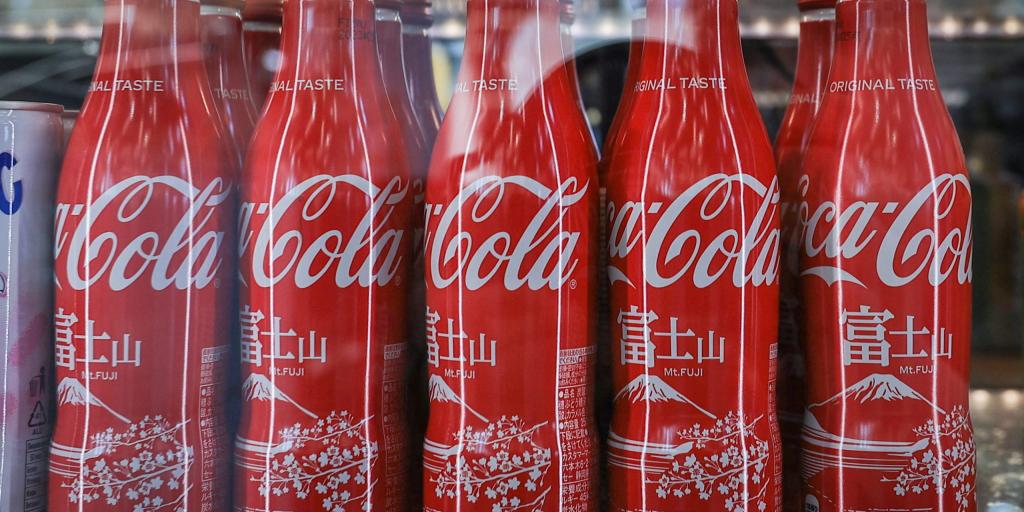 Coca Cola HBC: Στα €1,19 δισ. τα λειτουργικά κέρδη το 2024 – Προτείνει μέρισμα €1,03