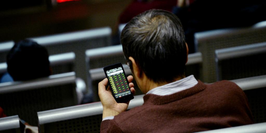 Υποχώρησαν οι ασιατικοί δείκτες εν αναμονή των δασμών Τραμπ σε Καναδά και Μεξικό