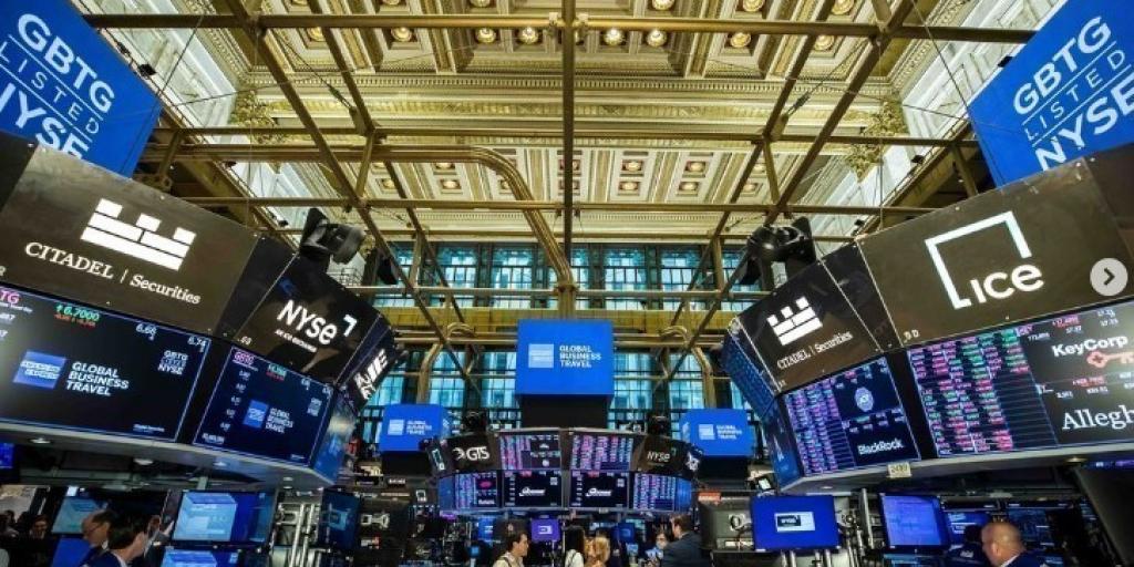 Wall Street: Σε ρυθμό sell-off επέστρεψαν οι τεχνολογικές μετοχές