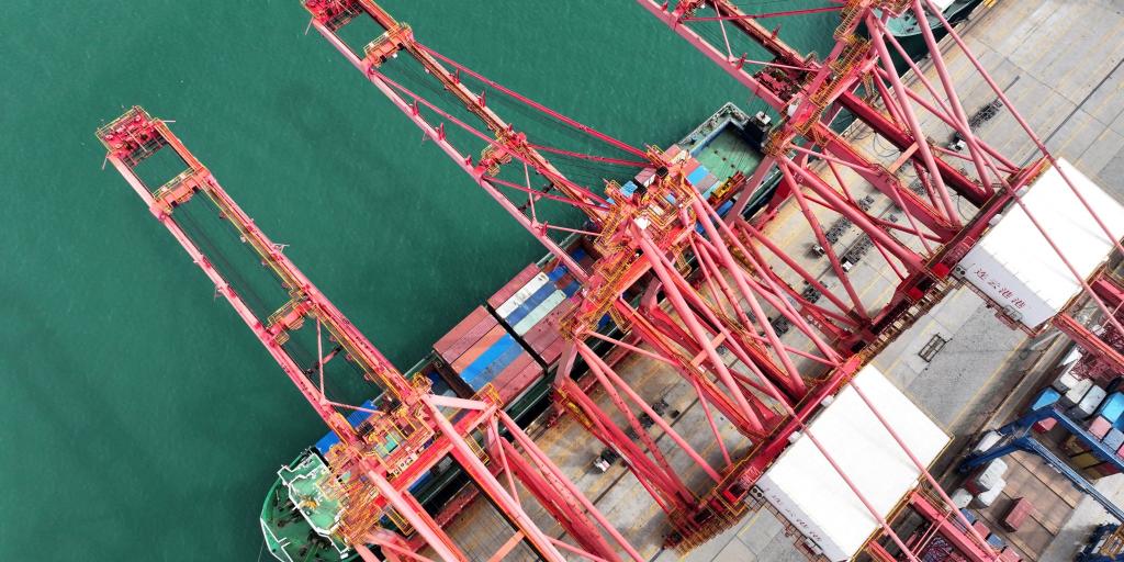 Τραμπ: Μικρότερο πακέτο δασμών στις 2 Απριλίου – Προσωρινή ανακούφιση στις αγορές