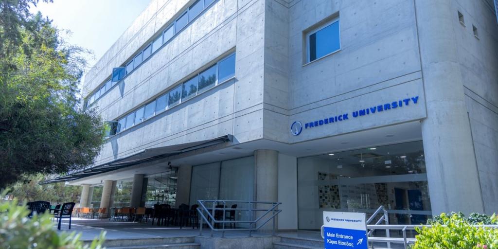 Υπογραφή της πρώτης Συλλογικής Σύμβασης στο Πανεπιστήμιο Frederick Υπογραφή της πρώτης Συλλογικής Σύμβασης στο Πανεπιστήμιο Frederick