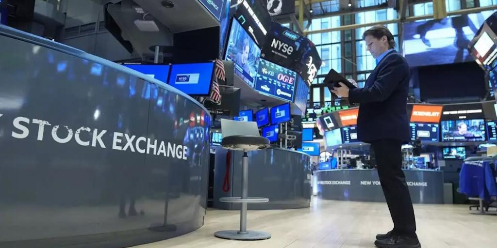 Goldman: Οι κινεζικές μετοχές αντιμετωπίζουν κίνδυνο εκροών $800 δισ. από τις ΗΠΑ (γράφημα)