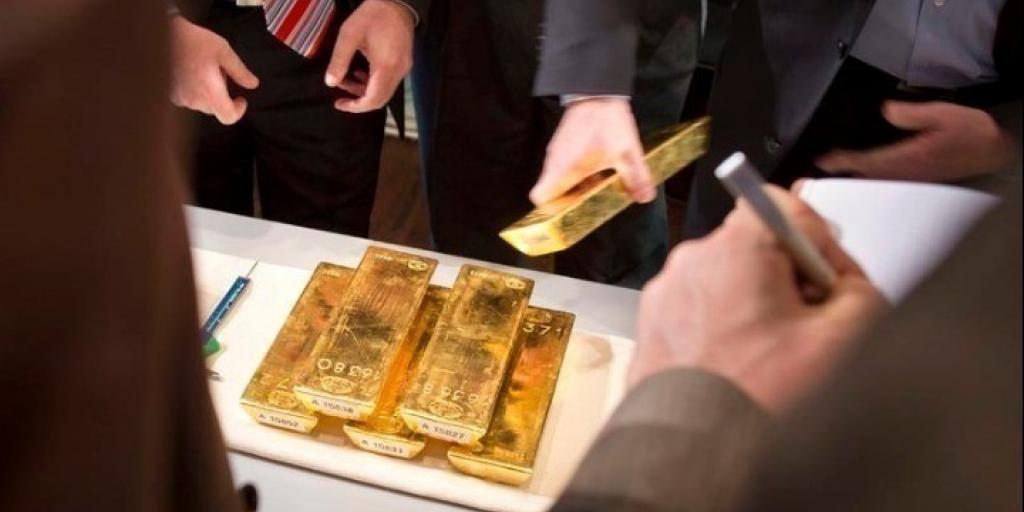 Νέο ρεκόρ χτυπά ο χρυσός μετά το «καμπανάκι» Πάουελ για τον εμπορικό πόλεμο