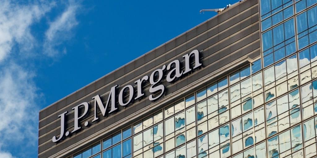 «Καμπανάκι» JP Morgan: Οι δασμοί μπορεί να κοστίσουν το 1,5% στο ΑΕΠ της Ευρωζώνης το 2025 «Καμπανάκι» JP Morgan: Οι δασμοί μπορεί να κοστίσουν το 1,5% στο ΑΕΠ της Ευρωζώνης το 2025