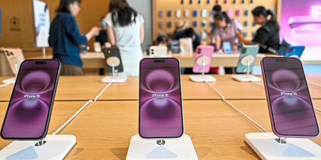 Τα περισσότερα iPhone που προορίζονται για τις ΗΠΑ δεν κατασκευάζονται πλέον στην Κίνα