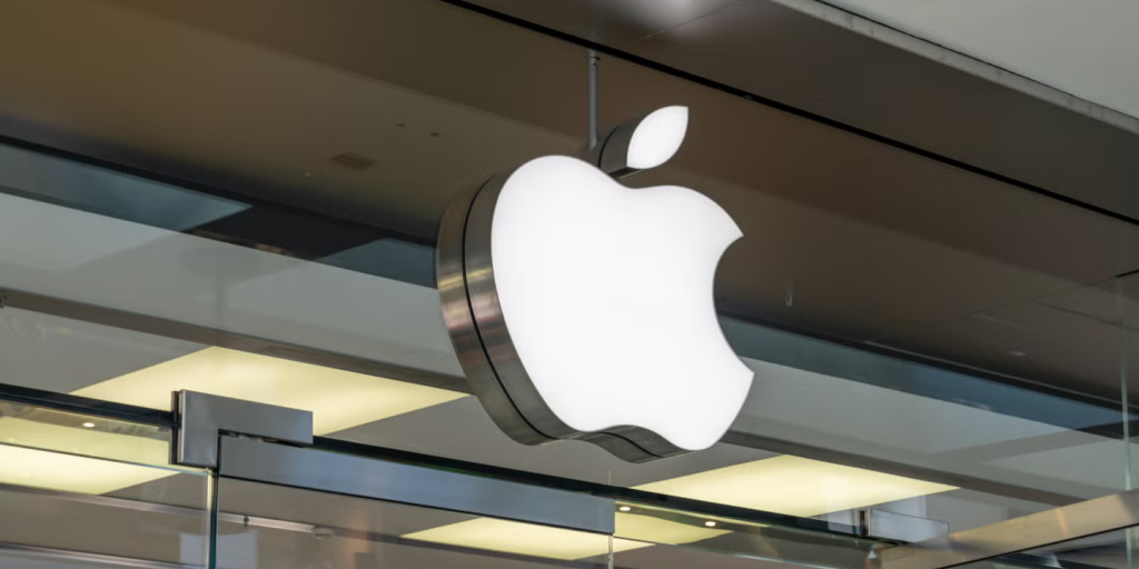 Πώς η Apple αλλάζει την εφοδιαστική της αλυσίδα λόγω των δασμών (γράφημα)