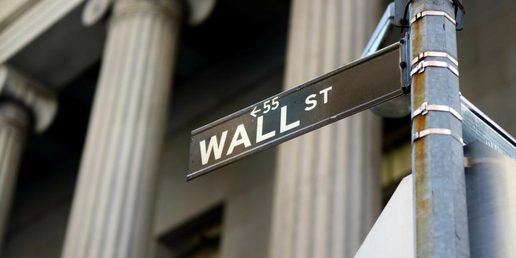 Απώλειες στη Wall Street: «Βαρίδια» οι νέοι δασμοί και τα αδύναμα εταιρικά αποτελέσματα Απώλειες στη Wall Street: «Βαρίδια» οι νέοι δασμοί και τα αδύναμα εταιρικά αποτελέσματα