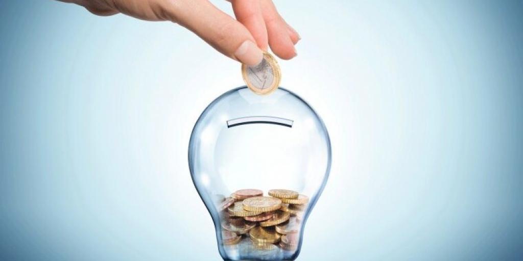 «Λογικός λογαριασμός ρεύματος €80 – €100»: 3 παράγοντες εξοικονόμησης έως 60%