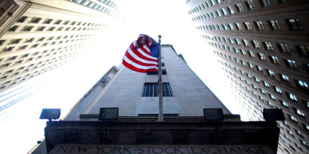 Τα cryptos στο «μεγάλο τραπέζι» της Wall Street – Η Coinbase μπαίνει στον S&P 500