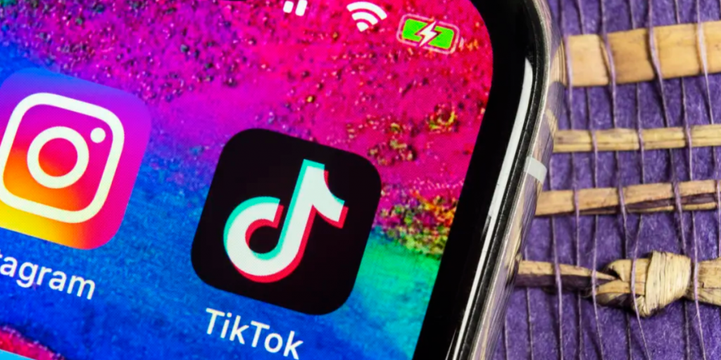 TikTok και AI δίνουν φτερά στην ByteDance – Οι επενδυτές «βλέπουν» 450 δισ. αποτίμηση TikTok και AI δίνουν φτερά στην ByteDance – Οι επενδυτές «βλέπουν» 450 δισ. αποτίμηση