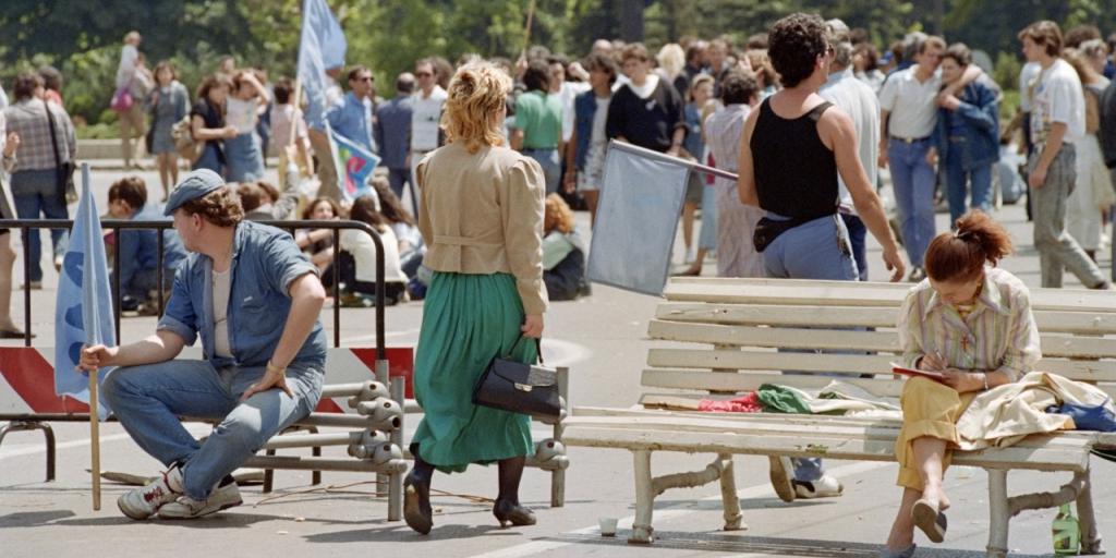 Πιο κοντά στο ευρώ η Βουλγαρία – Σε καλό δρόμο η έγκριση της ΕΕ για ένταξη στην ευρωζώνη το ’26