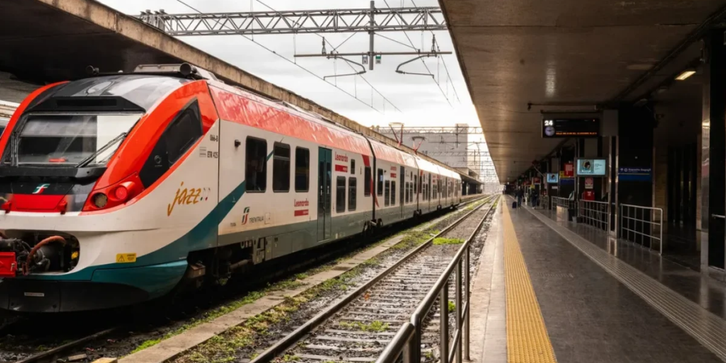 Μπαίνει στα ιταλικά τρένα το σύστημα Starlink του Μασκ Μπαίνει στα ιταλικά τρένα το σύστημα Starlink του Μασκ