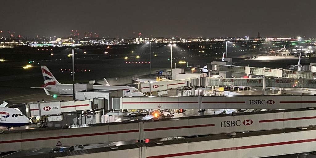 Χίθροου: Γιατί ο CEO ζητάει συγγνώμη για την συμπεριφορά του Χίθροου: Γιατί ο CEO ζητάει συγγνώμη για την συμπεριφορά του