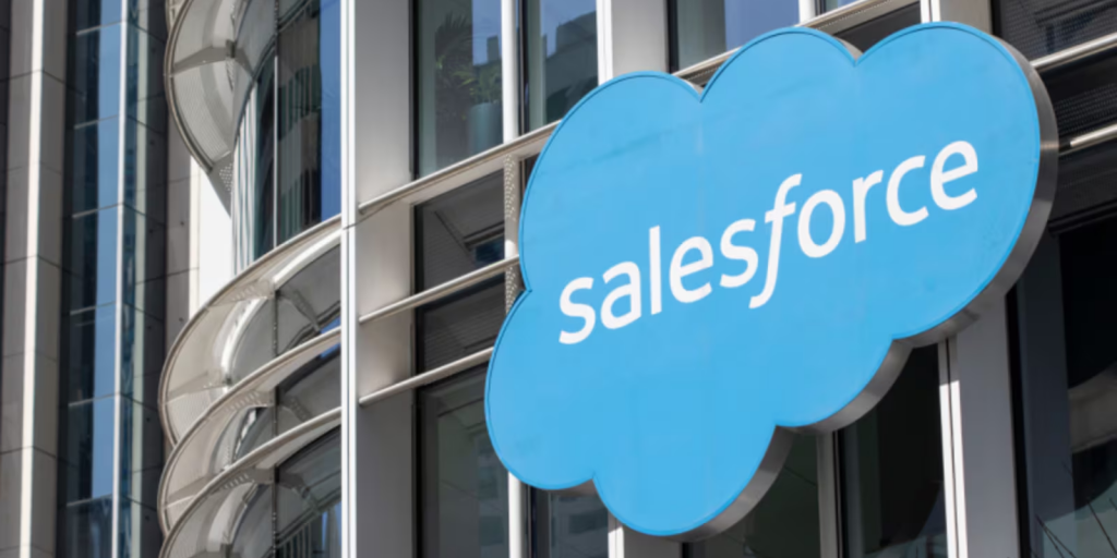 Salesforce: Αυξάνει τις προβλέψεις για τις πωλήσεις – Αποδίδει η επένδυση στην ΤΝ (γράφημα)