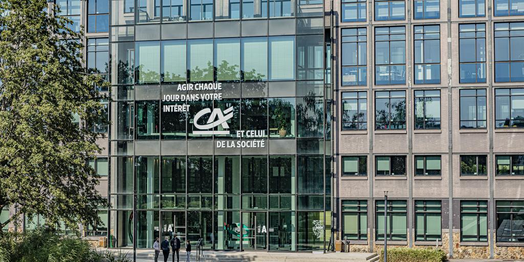 Credit Agricole: Θέλει η ΕΚΤ ένα ισχυρό ευρώ; Credit Agricole: Θέλει η ΕΚΤ ένα ισχυρό ευρώ;