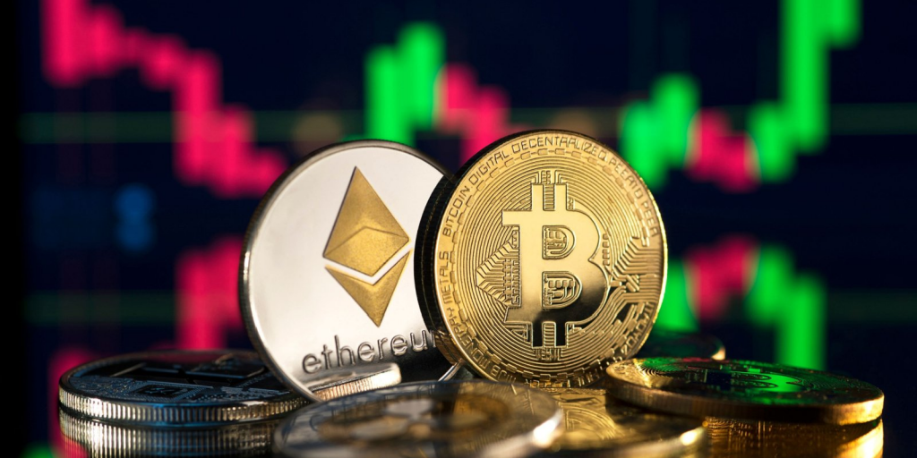 Bitcoin – Ether: Χάνουν αξία τα cryptos με φόντο την κλιμάκωση στη Μ. Ανατολή – Ρευστοποιήθηκε  δισ. σε 24 ώρες (γράφημα)