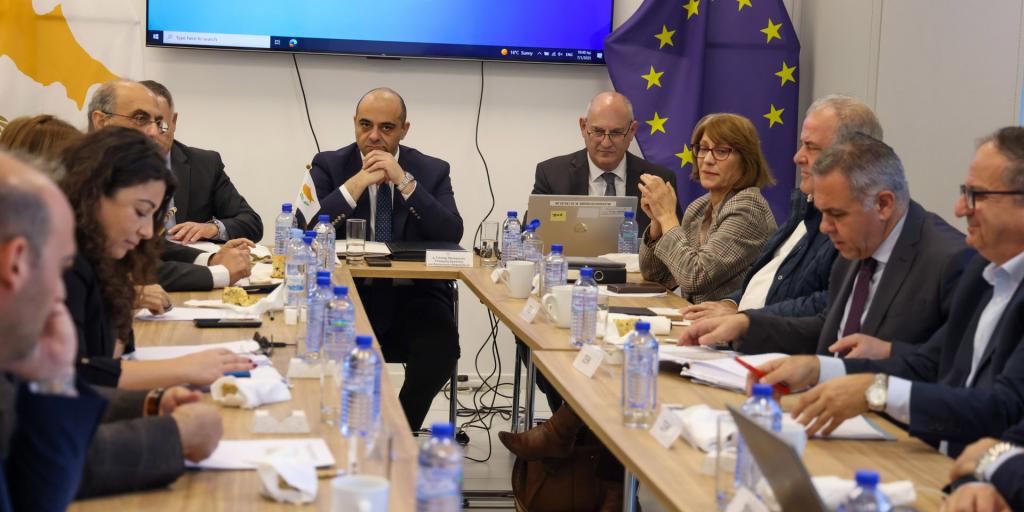 Στα πιο βαθιά για ΑΤΑ και συνταξιοδοτικό από βδομάδας