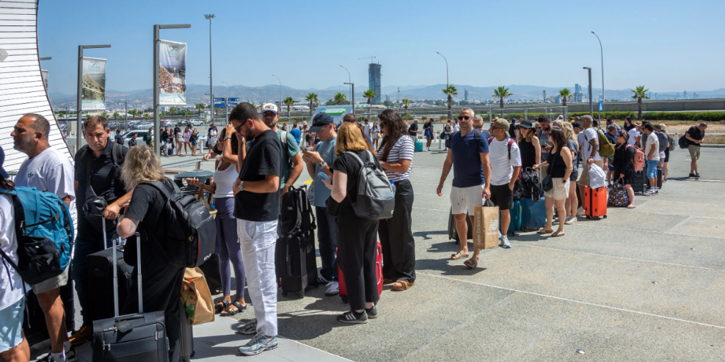 Πάνω από 1.500 Ισραηλινοί επέστρεψαν στην πατρίδα τους με πλοίο από Κύπρο