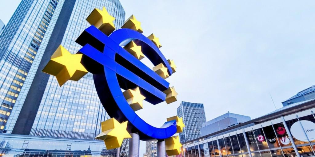 ΕΚΤ: Καύσωνας και κλιματική κρίση «καίνε» το ΑΕΠ και ανεβάζουν τον πληθωρισμό