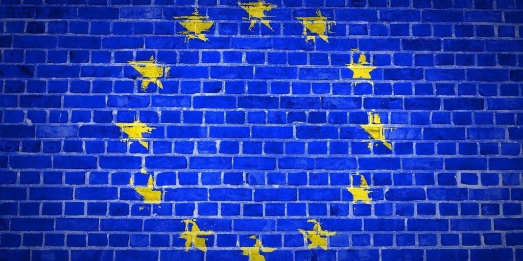 «Καμπανάκι» από την Oxford Economics: Η ΕΕ κινδυνεύει με εμπορική συρρίκνωση