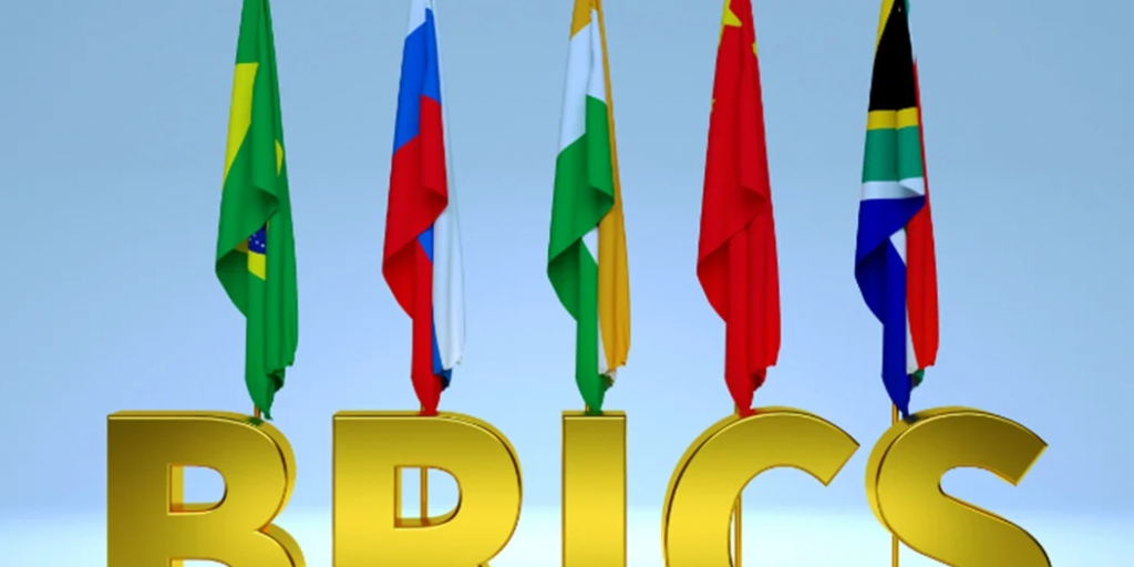 BRICS: Προβληματισμός από τους μονομερείς δασμούς του Τραμπ