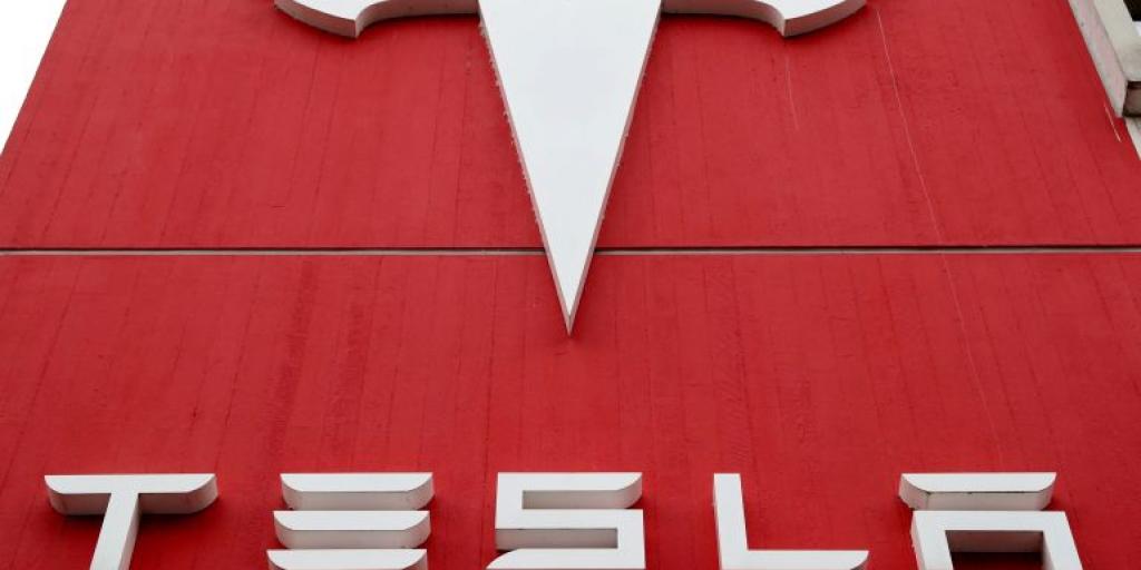 Tesla: Πτώση άνω του 7% στις προ-χρηματιστηριακές συναλλαγές