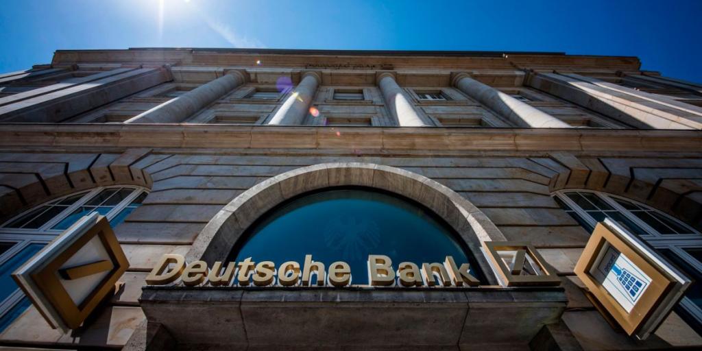 Deutsche Bank: Οι 5 παράγοντες που θα πρέπει να φοβούνται οι επενδυτές Deutsche Bank: Οι 5 παράγοντες που θα πρέπει να φοβούνται οι επενδυτές