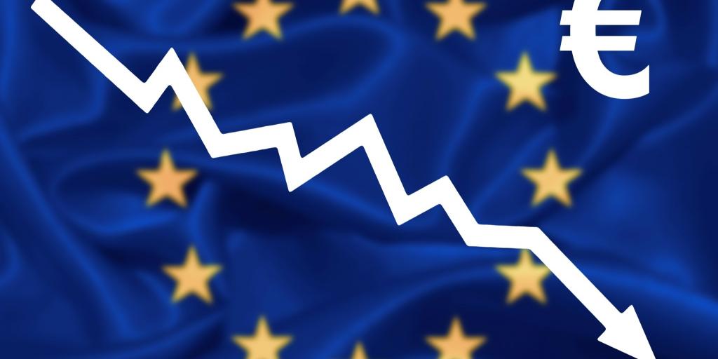 Oxford Economics: Οι δασμοί ύψους 30% θα φέρουν την ΕΕ στο χείλος της ύφεσης Oxford Economics: Οι δασμοί ύψους 30% θα φέρουν την ΕΕ στο χείλος της ύφεσης