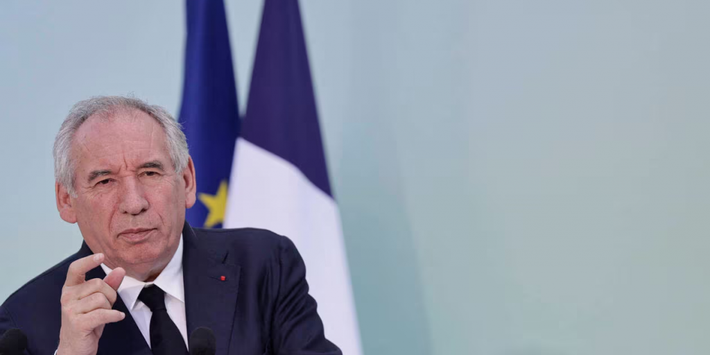 Θύελλα στη Γαλλία για το αυστηρό δημοσιονομικό σχέδιο της κυβέρνησης Μπαϊρού