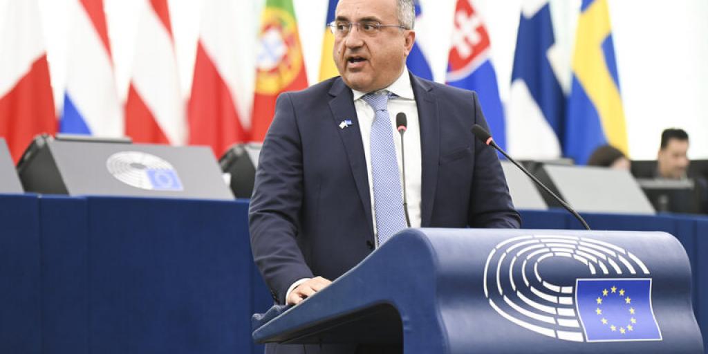 Πράσινο στην έκθεση Χατζηπαντέλα για απλούστευση φορολογικών κανόνων