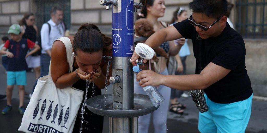 Γαλλία: Το κύμα ζέστης αυξάνει τη ζήτηση για κλιματισμό και τις τιμές ενέργειας Γαλλία: Το κύμα ζέστης αυξάνει τη ζήτηση για κλιματισμό και τις τιμές ενέργειας