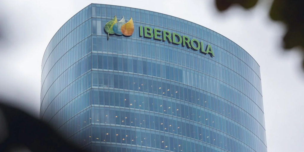 Iberdrola: Πουλά μετοχές 5 δισ. για την ενίσχυση των δικτύων ηλεκτρικής ενέργειας
