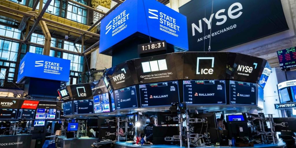 Wall Street: Αισιόδοξο κλίμα λόγω της εμπορικής συμφωνίας ΗΠΑ-ΕΕ