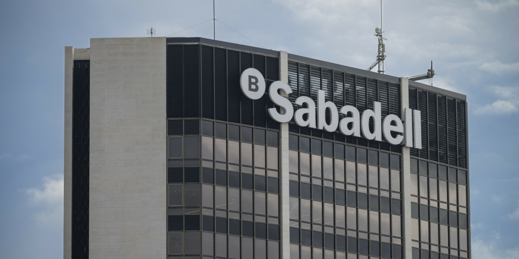 Η Sabadell βάζει φρένο στην BBVA – Ζητά υψηλότερο αντίτιμο