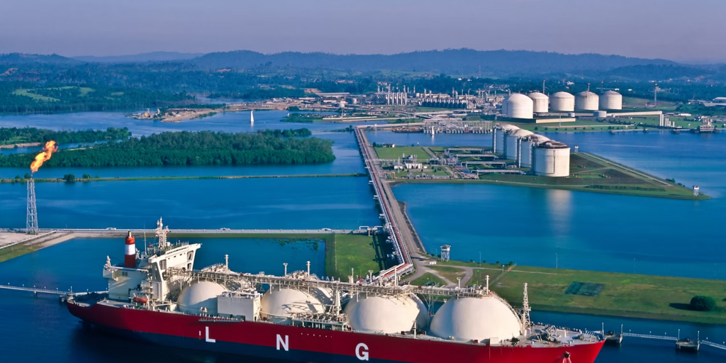 Η Ελβετία παίζει το «χαρτί» του LNG για να ρίξει τους δασμούς Τραμπ Η Ελβετία παίζει το «χαρτί» του LNG για να ρίξει τους δασμούς Τραμπ
