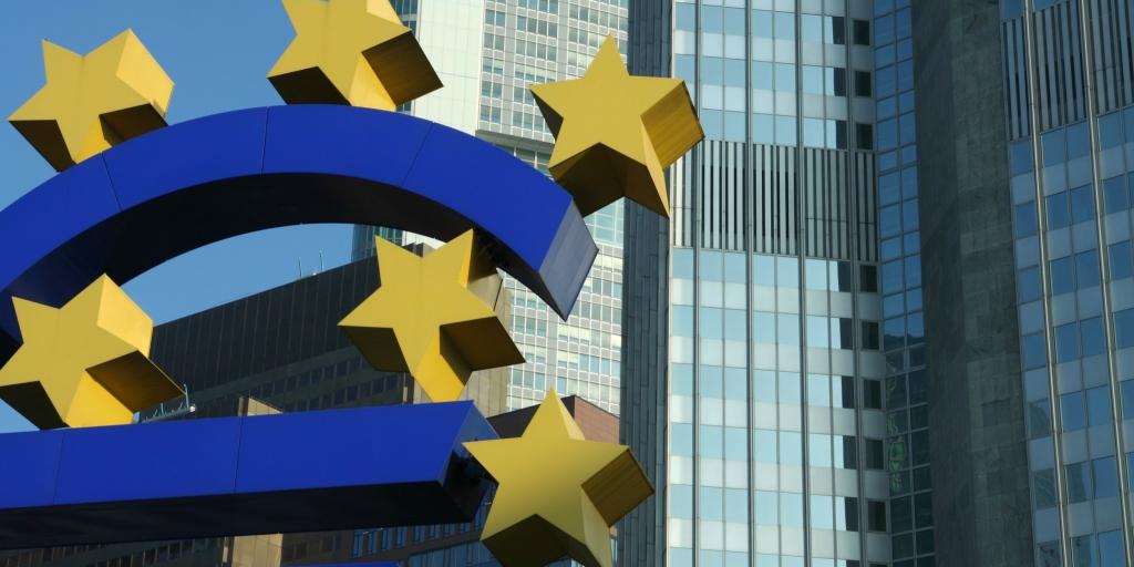 Oxford Economics: Επιμένει για νέα μείωση των επιτοκίων της ΕΚΤ τον Σεπτέμβριο