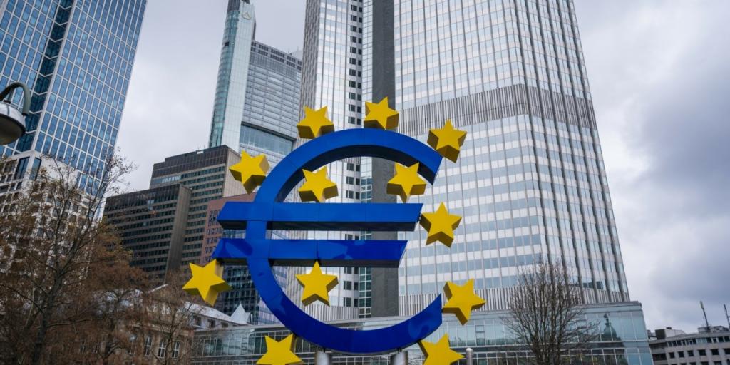 ΕΚΤ: Σταθερή νομισματική πολιτική μετά το εμπορικό deal ΕΕ-ΗΠΑ ΕΚΤ: Σταθερή νομισματική πολιτική μετά το εμπορικό deal ΕΕ-ΗΠΑ