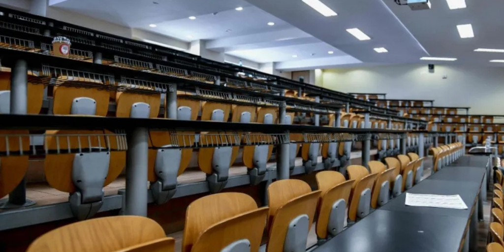 Ανακοινώθηκαν οι επιτυχόντες στα ελληνικά πανεπιστήμια Ανακοινώθηκαν οι επιτυχόντες στα ελληνικά πανεπιστήμια