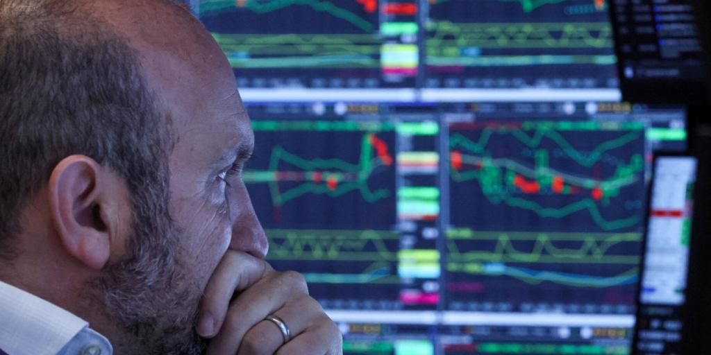 Συναγερμός στις αγορές: Sell off των ομολόγων, στα ύψη το κόστος δανεισμού των χωρών Συναγερμός στις αγορές: Sell off των ομολόγων, στα ύψη το κόστος δανεισμού των χωρών