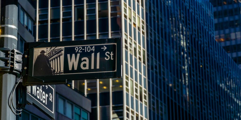 Wall Street: Σε θετικό έδαφος με το βλέμμα στην απασχόληση – Ράλι για την Alphabet