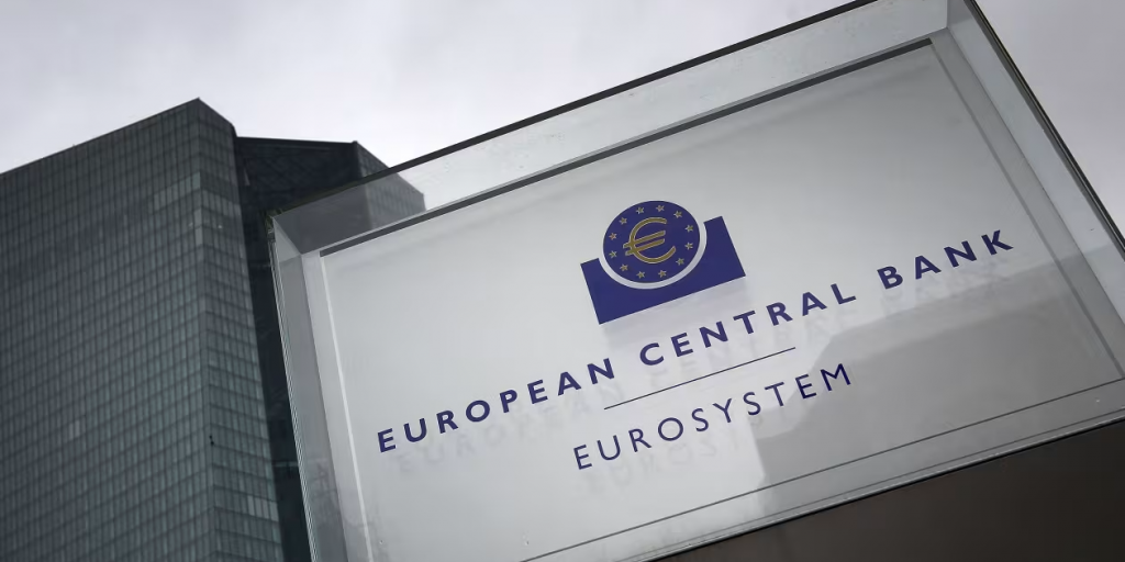 Eρευνα Bloomberg: Τέλος οι μειώσεις επιτοκίων της ΕΚΤ – Στο 2% θα μείνει ο πληθωρισμός Eρευνα Bloomberg: Τέλος οι μειώσεις επιτοκίων της ΕΚΤ – Στο 2% θα μείνει ο πληθωρισμός