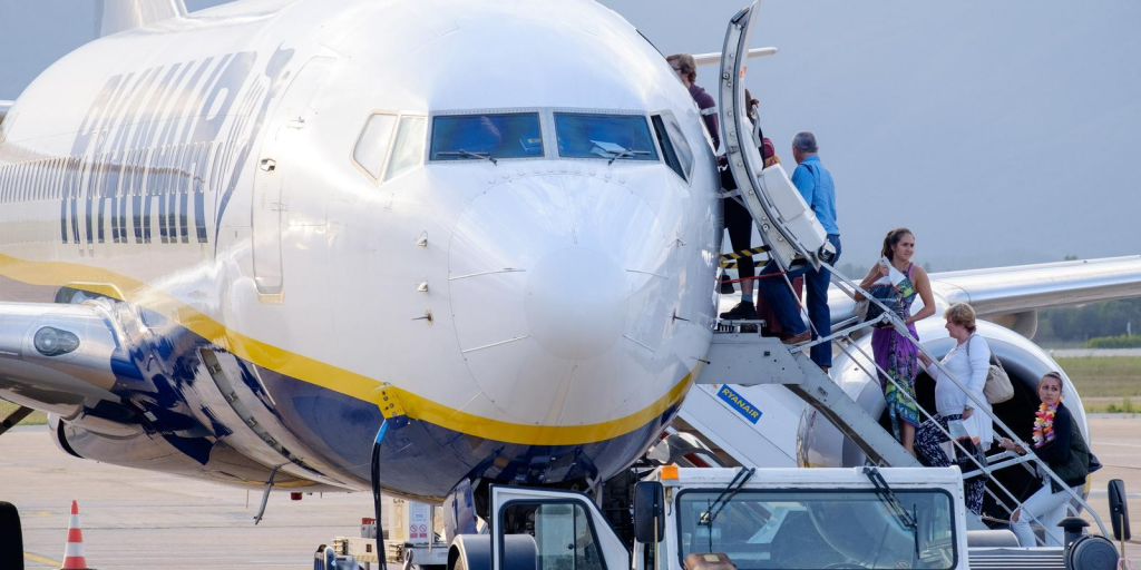 Η κόντρα Ryanair – Aena αφήνει άδεια καθίσματα στα ισπανικά αεροδρόμια