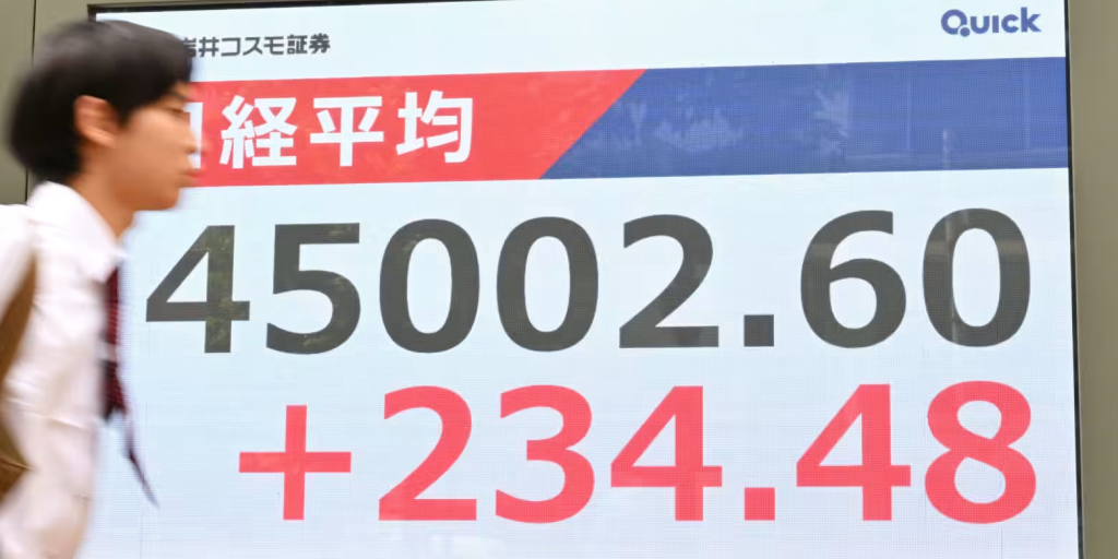 Οδηγός της ανόδου ο ιαπωνικός Nikkei στην Ασία – Έσπασε το φράγμα των 45.000 μονάδων για πρώτη φορά