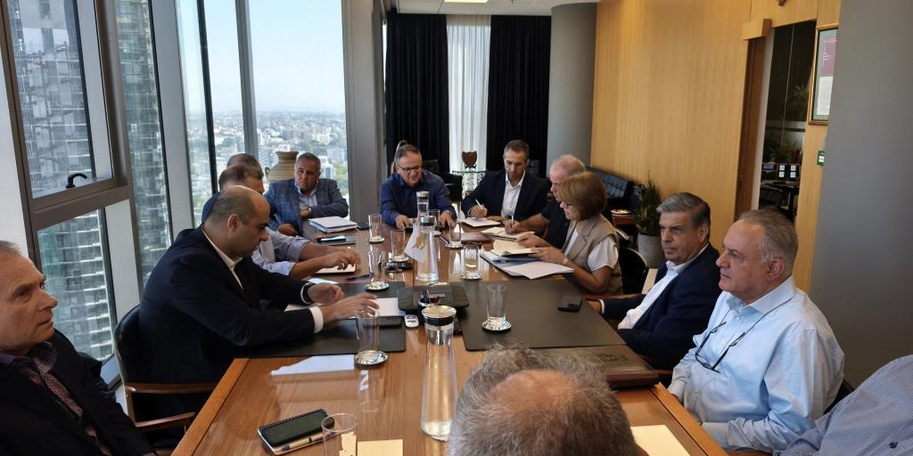 ΑΤΑ: Αναπάντητα ερωτήματα και νέες ανησυχίες από τις συντεχνίες